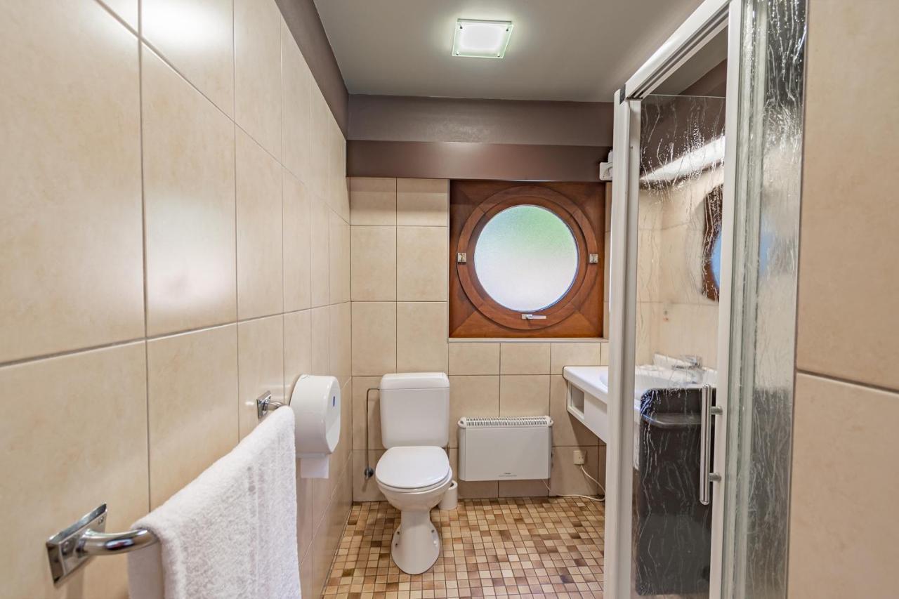 Les Rhodos Hotel Chevetogne Luaran gambar